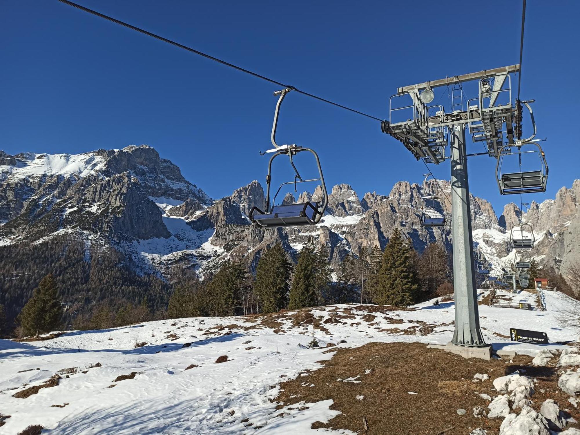 Hotel Zurigo Molveno Exteriör bild